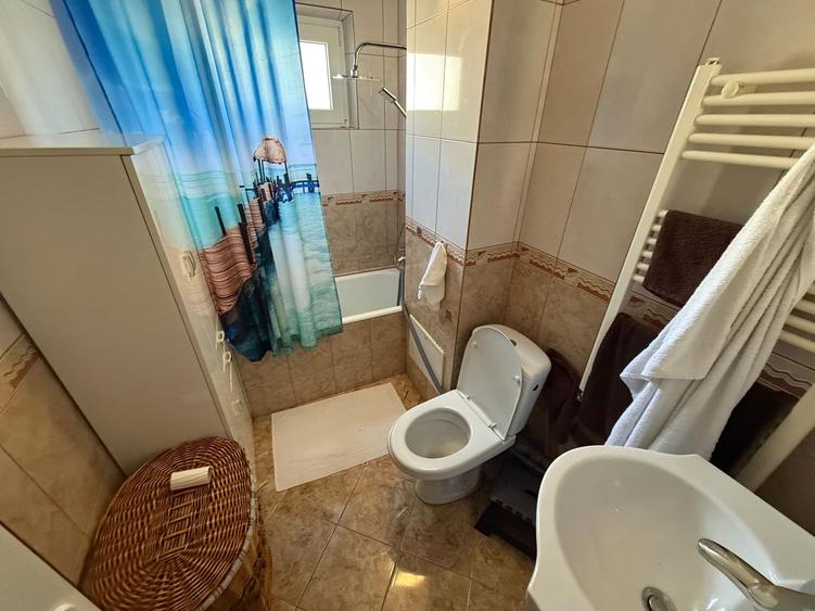 Apartament 3 camere zona Inel I