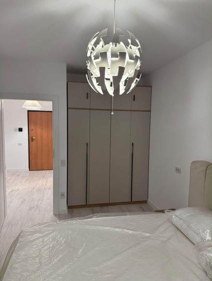 Proprietar Închiriez apartament de lux
