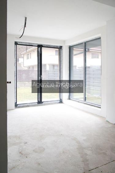 Duplex 4 camere DECOMANDATE, 120 mp utili, 180 mp curte, P+ET+POD - 48