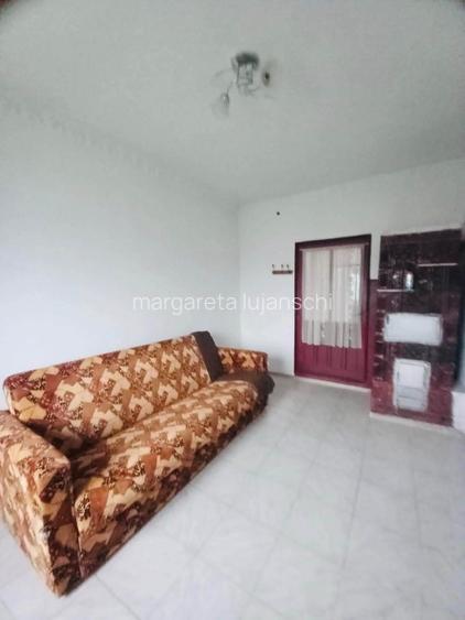 Casă de vânzare în comuna Modelu  - 5