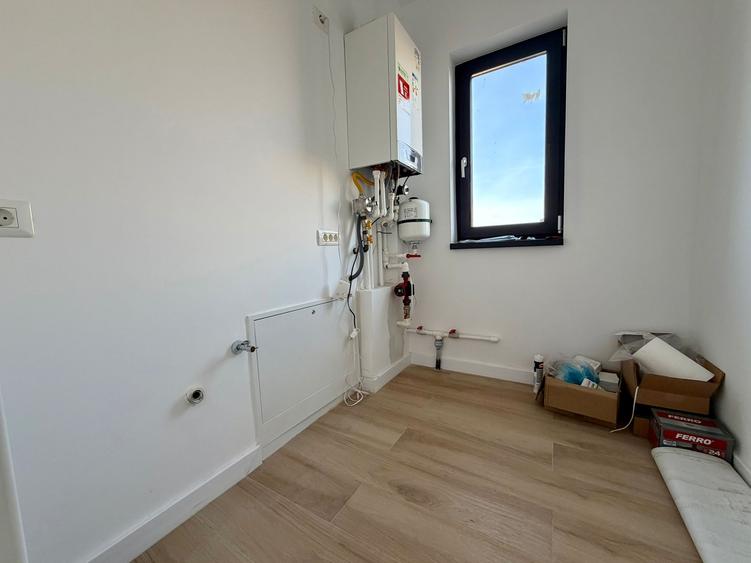 Casă de vânzare individuală nouă - 4 camere || Berceni Ilfov || 420 mp, La cheie