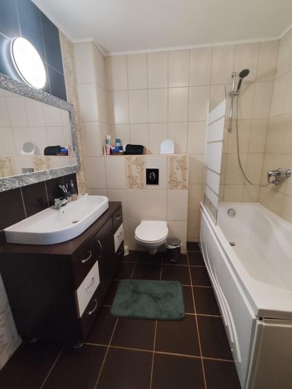 Apartament cu 3 camere semidecomandat de inchiriat in Sibiu zona Lazaret