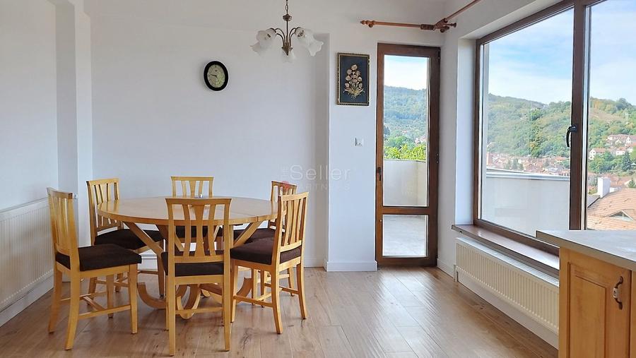 Proprietate cu terasa si vedere panoramica – Centrul Brasovului