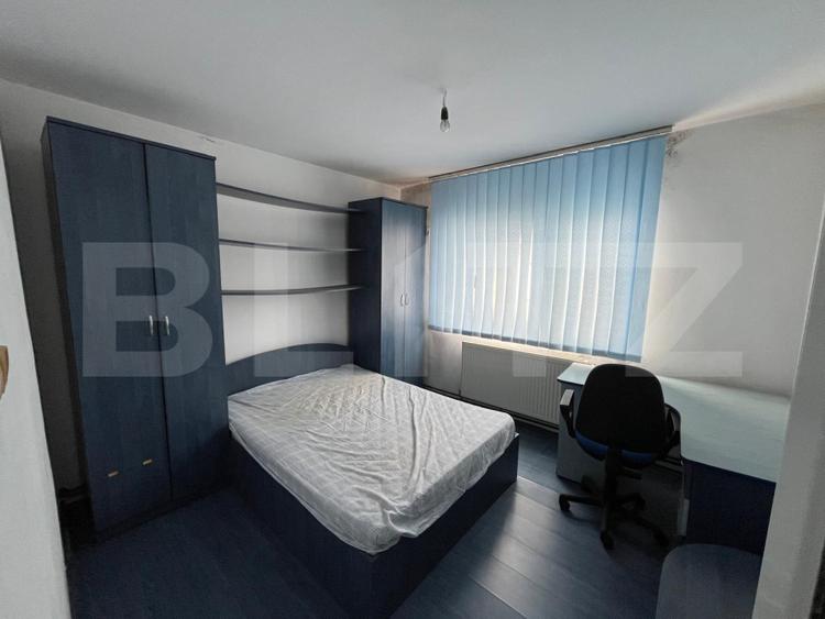 Apartament de vânzare cu 3 camere, 80 mp, Rovinari