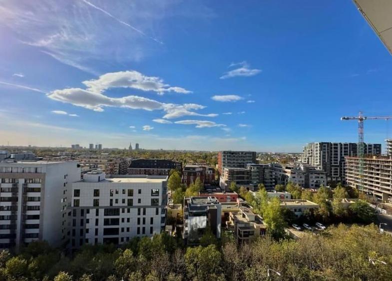Penthouse Herastrau cu 5 camere, suprafata totala peste 450 mp