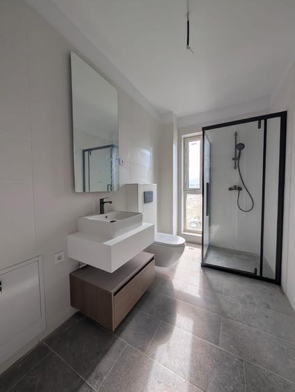 Apartament 2 camere, bucatarie separata, bloc cu lift, zona Tineretului