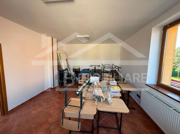 Casa individuala, 10 camere, 753mp, Zona Sancraiu de Mures