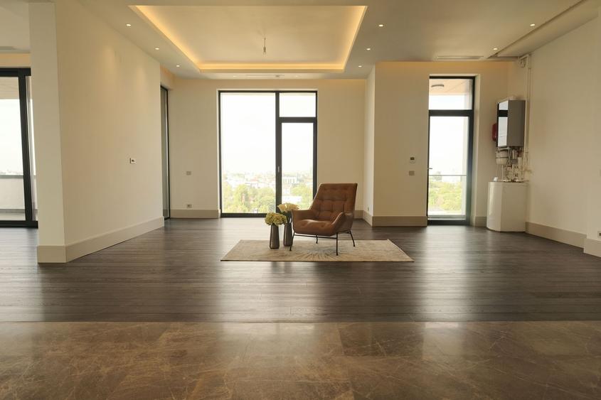 SUPEROFERTA DE SARBATORI - PENTHOUSE SPECTACULOS CU VEDERE DEASUPRA ORASULUI