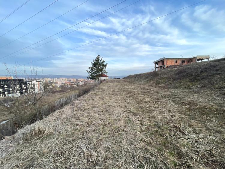 Teren 700 mp + fundatie | zona Schit | POT 40% | P+1+M