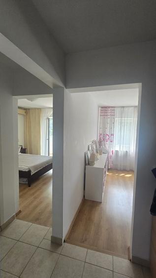 DRISTOR-3 camere, 2 bai, dec, amenajate, bloc 1985, 139.000euro