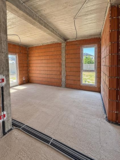 P+1 – 114 mp/utili 5 camere-2 bai – 170.000 Euro Comision 0