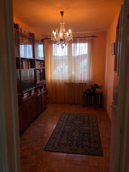Apartament 3 camere Grigorescu decomandat etaj 2/4 cu parcare