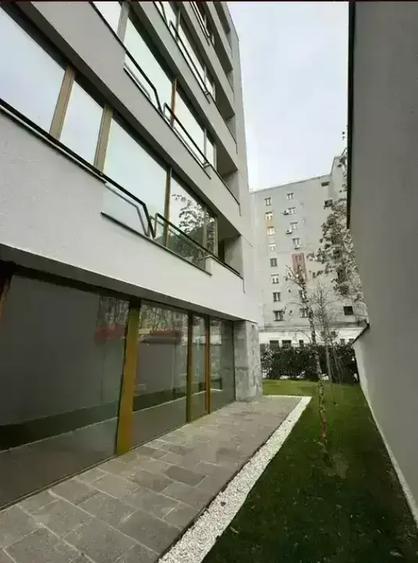 Apartament 3 camere cu gradina proprie| Parc Cismigiu I Metrou Eroilor I