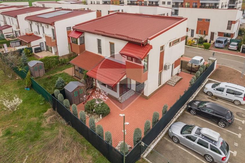 Casă / Vilă cu 3 camere de vânzare Str. Diamantului 6, Blejoi
