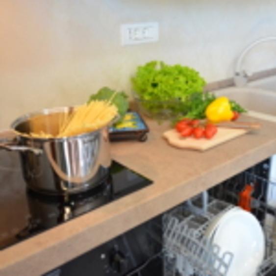 Apartament 3 camere 2 bai mobilat utilat intrare statiunea Mamaia