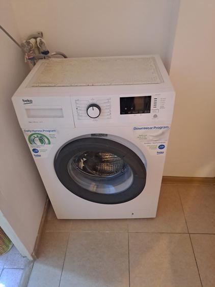 Tomis III-apartament cu 3 camere cf 1,cu centrala,  etaj 1