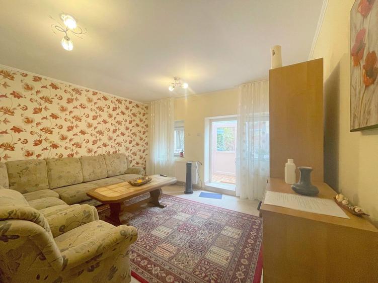 Apartament de vanzare cu doua camere in zona Dragalina