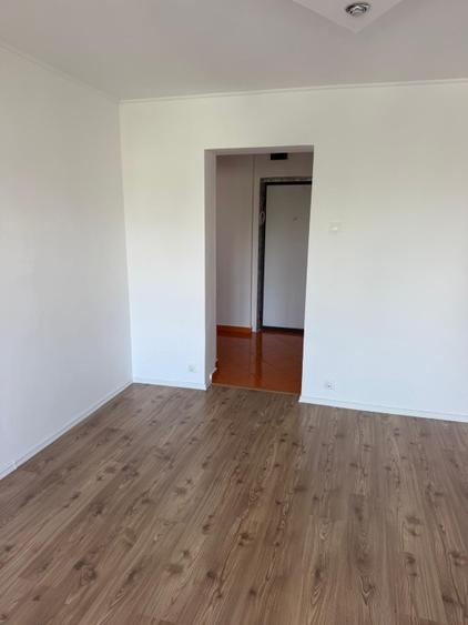 Vând urgent apartament 2 camere ,recent renovat