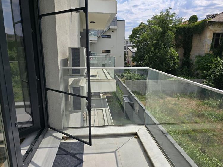 2 camere/ ultracentral/ultramodern/bloc nou/prima inchiriere
