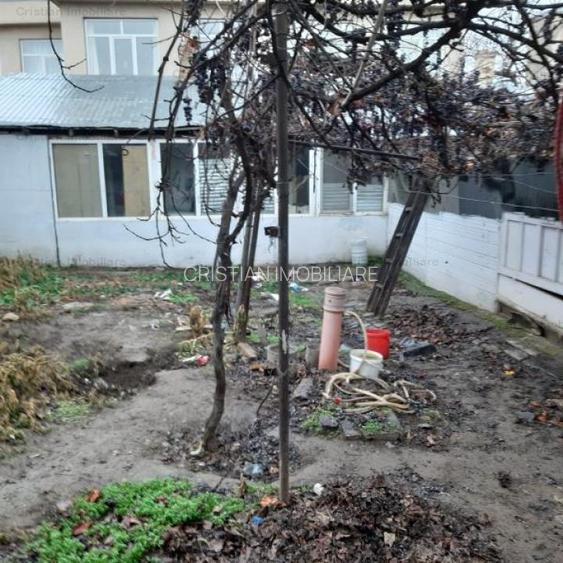 Teren 280mp +Casa batraneasca zona Dorobanti - C.Galati - 3