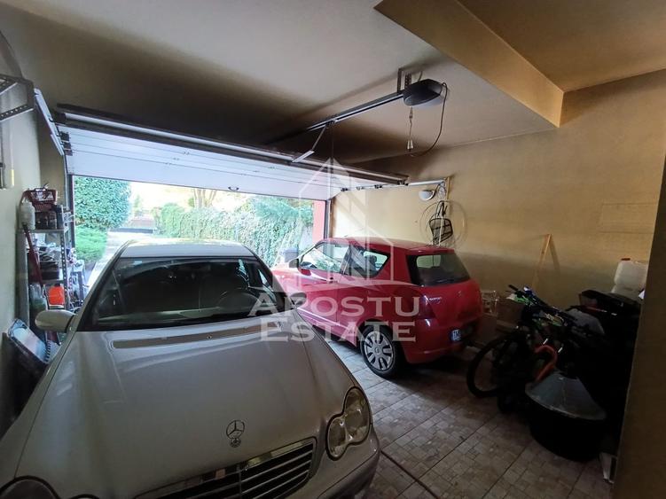 Casa Individuala impresionanta, curte bine amenajata, zona Semicentral