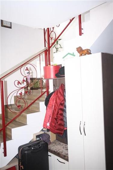 Vila superba 2018 5 camere, 5,4 Mw solar system, de vanzare, Buftea