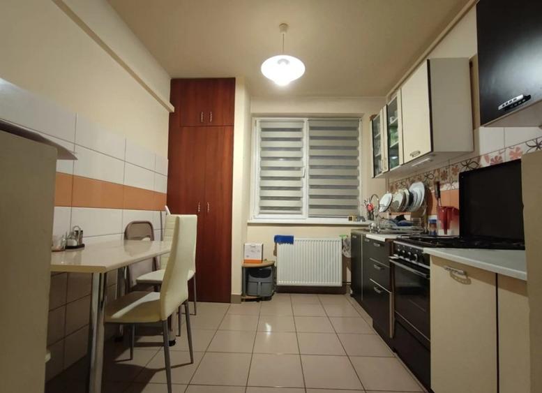 Apartament 2 camere in zona Mercur