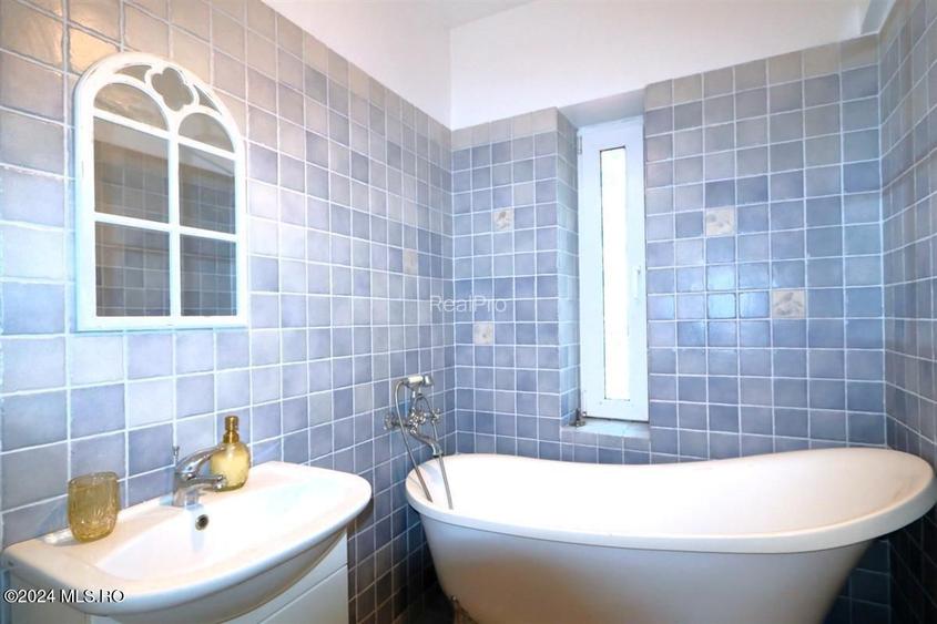 Cumpana - Del Sole, Str. Padova 4, vila P+M, teren pe colt de 397 mp! - 22