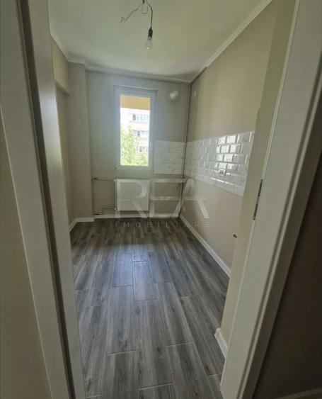 2 camere, et 6/8, anvelopat, 52mp-Drumul Taberei, Favorit