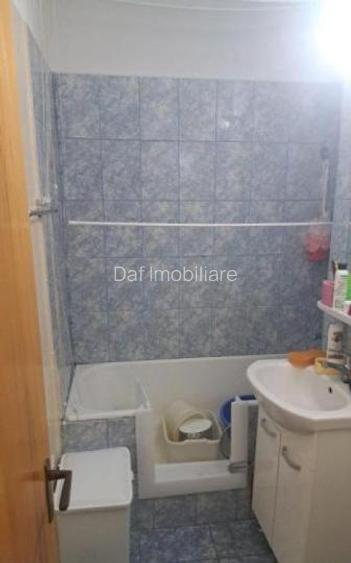 59500euro -Garsoniera 33mp-bloc  reabilitat - metrou - 5