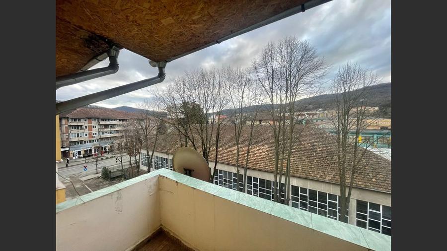 Apartament 3 camere decomandat, modern in Lunca