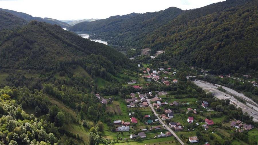 TEREN VALEA DOFTANEI