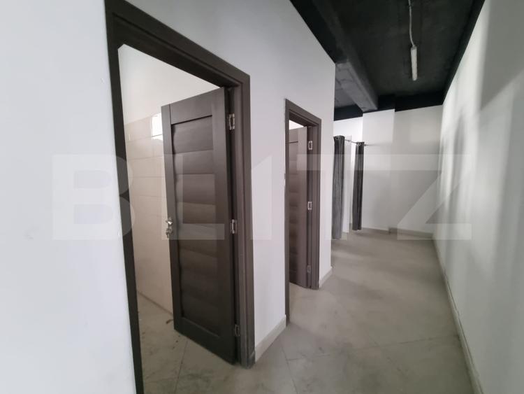 Spatiu comecial pentru showroom, 375 mp, bloc nou, zona Corneliu Coposu
