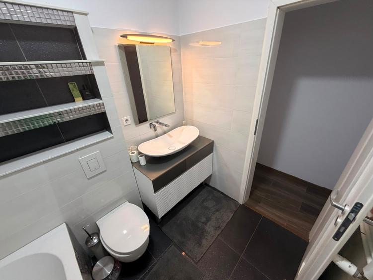 VILA SUPERBA MILITARI RESIDENCE ACVILEI, MOBILATA UTILATA PREMIUM, DOUA PARCARI