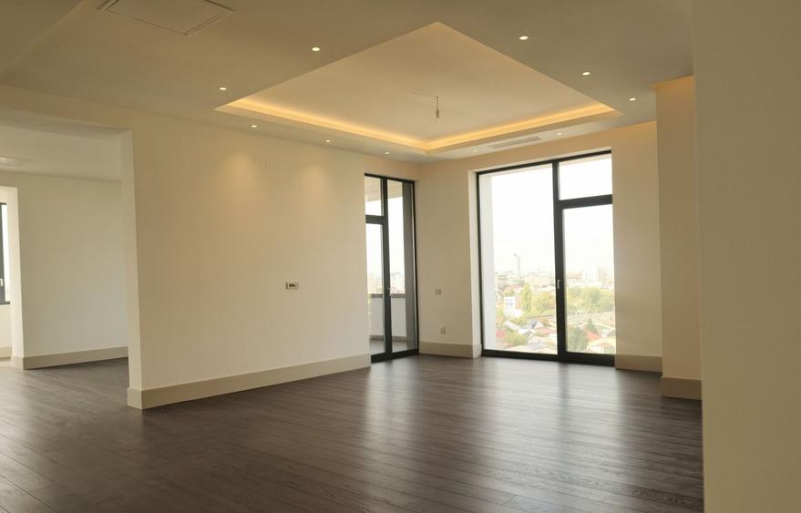Penthouse Floreasca - Terasa Generoasa, 4.5m Inaltimea