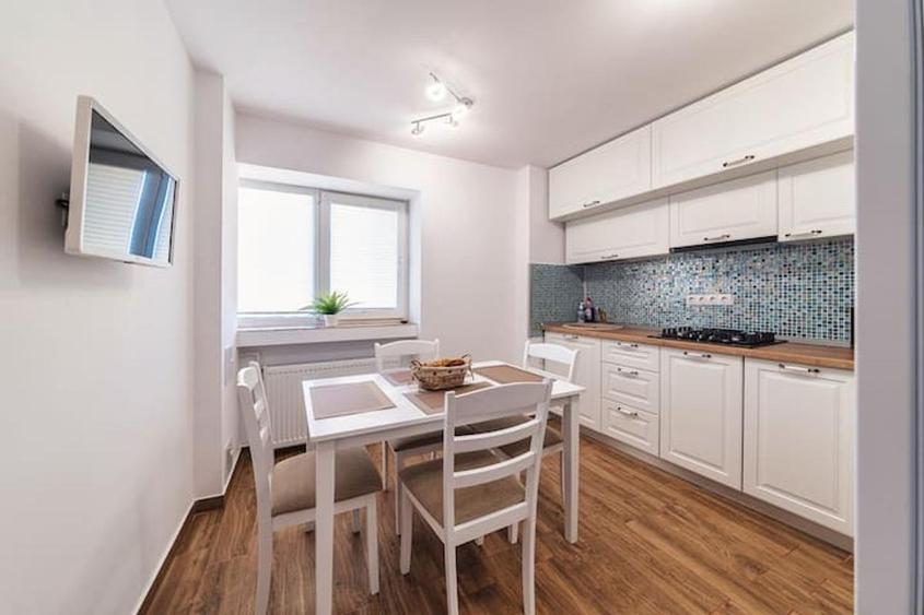 Apartament 3 Camere Stefan cel Mare | Decomandat | Metrou Proximitate | 2 Bai