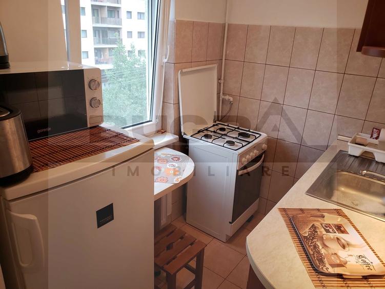 Garsoniera, 25mp, etaj intermediar, zona Louis Pasteur