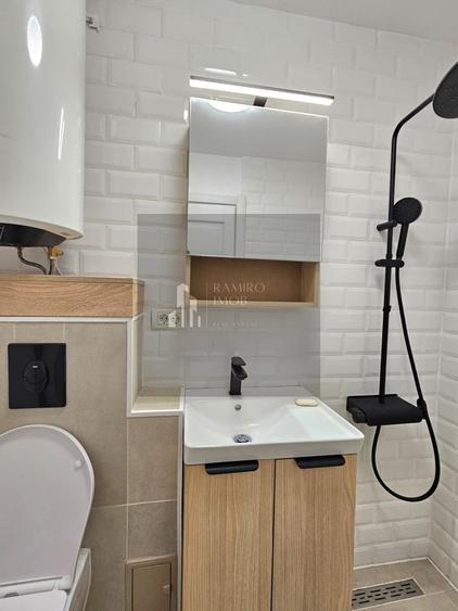 2 camere decomandat, modern| Parcare | 5 min metrou Apărătorii Patriei