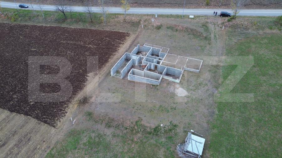Teren intravilan cu proiect de casa 2600, zona Hapria