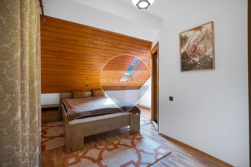 Vila de vanzare in Moeciu de Sus | Teren 4780mp | Comision 0% - 45