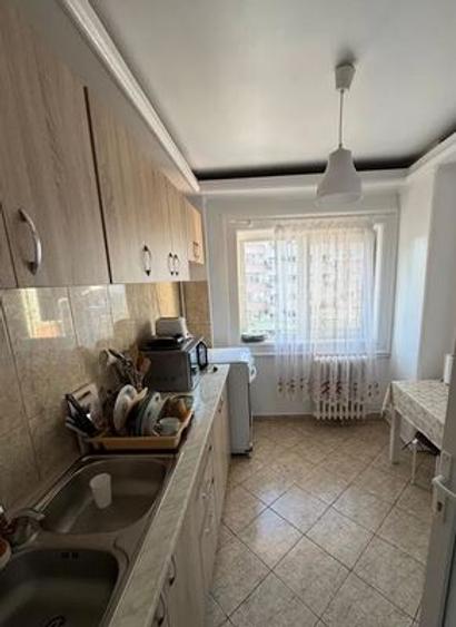 Apartament 2 Camere,Calea Mosilor,bl.1983,et.3/8,Amenajat,Liber