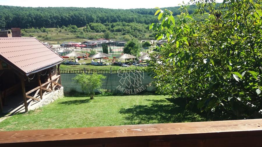 Cabana 4 camere-teren 350 mp-foisor amenajat 25 mp- Baile Figa