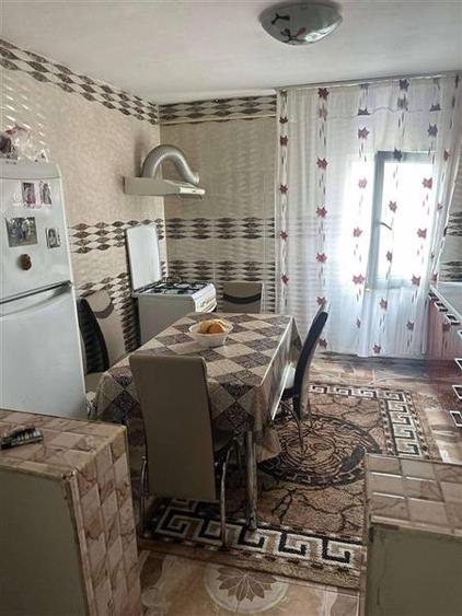 Apartament 2 camere zona Malu Rosu