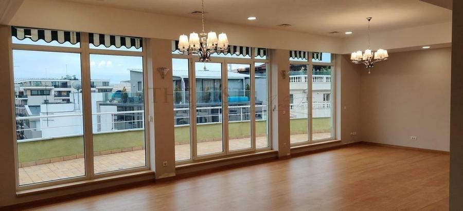 De Inchiriat Apartament 4 camere | Terasa | 2 locuri parcare | Herastrau