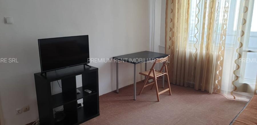 Dristor, garsoniera, 1 minut metrou, bloc mixt, 330 euro - 6