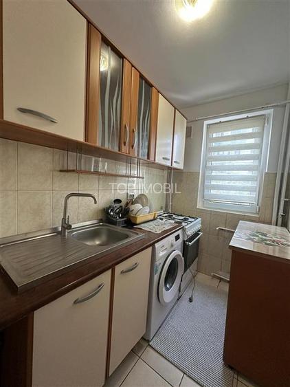 Inchiriere  Apartament cu 2 camere Podu Ros - 3