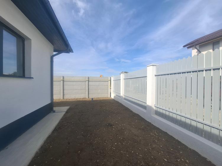Casa 3 camere/Țegheș/ Individuala la Cheie