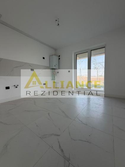 4 CAMERE | 122MP+279 CURTE + PARCARE + PISCINA - NEGOCIABIL