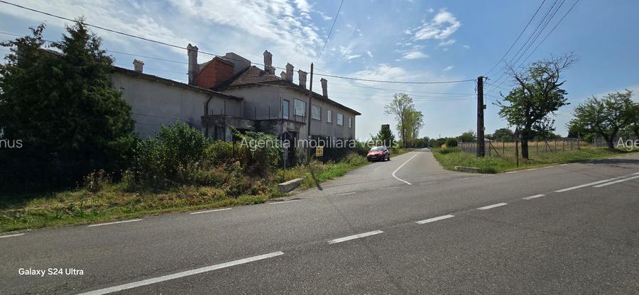 Constructii la strada in Cucorani pe 1 ha de teren - 7