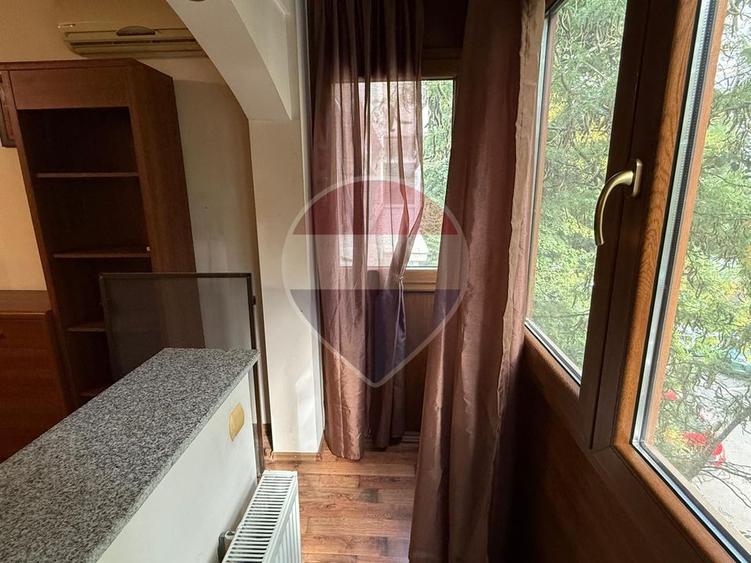 VANZARE Apartament cu 2 camere in zona Favorit Drumul Taberei